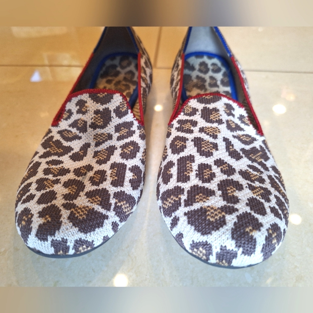 Rothy's women's leopard print with red and blue detail round toe flats -size 6.5 - Picture 4 of 10